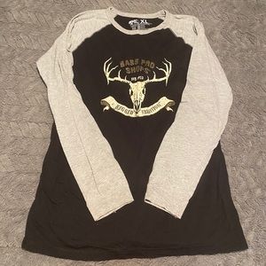 Bass pro shops long sleeved deer skull shirt